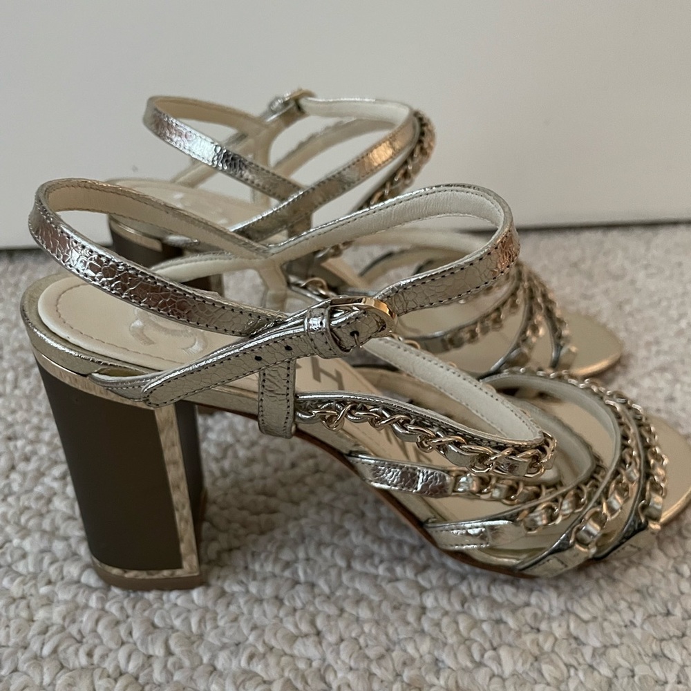 Chanel signature chain sandal with block heel